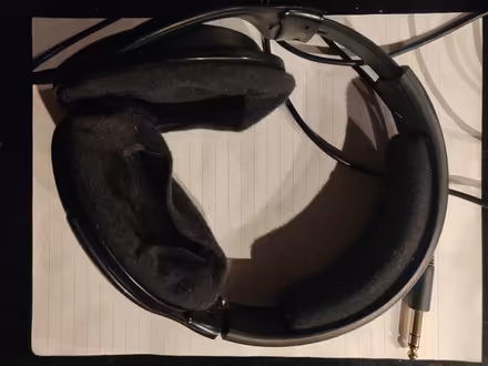 Photo of free Sennheiser HD515 headphones (Little Italy) #1