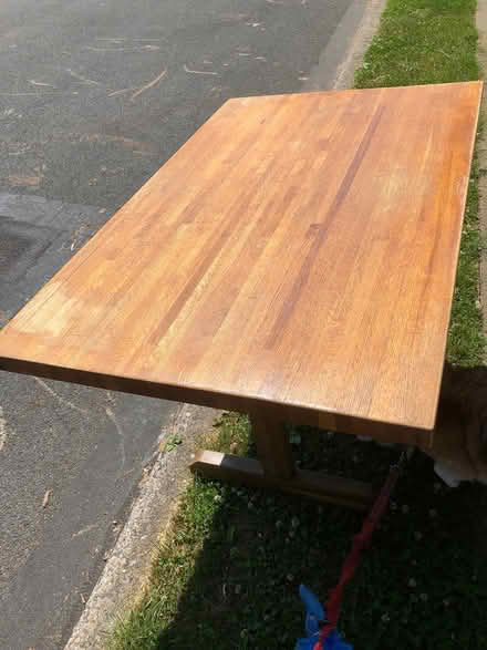 Photo of free Table—looks sturdy (South Ardmore) #2