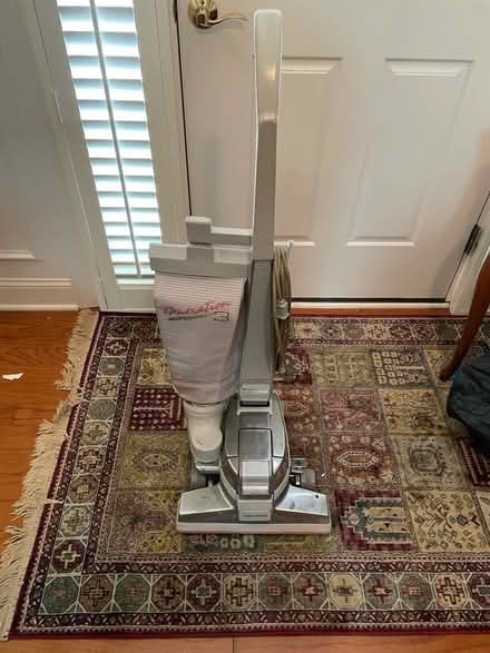 Photo of free Vacuum cleaner (Clemmons) #2