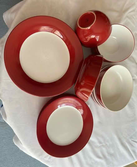 Photo of free Wilko brand everyday crockery (Fareham PO15) #1