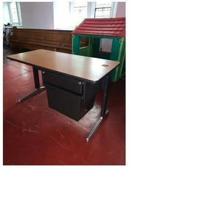 Photo of free coputer desk with two drawers (Edmonton N9) #3