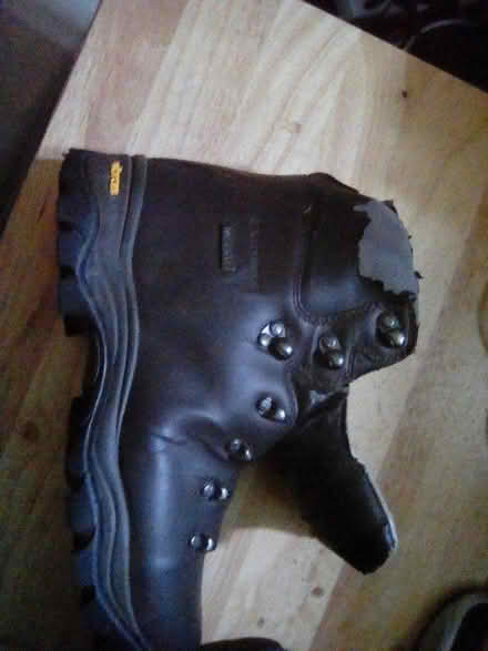 Photo of free Boots Size 5.5 (Anerley SE20) #4