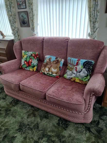 Photo of free Settee 3 seater. (Earsham NR35) #1