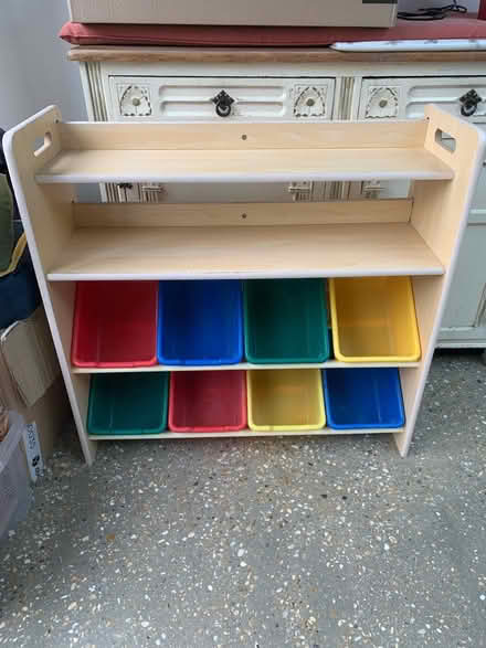 Photo of free Storage unit (Horsham, Trafalgar) #1