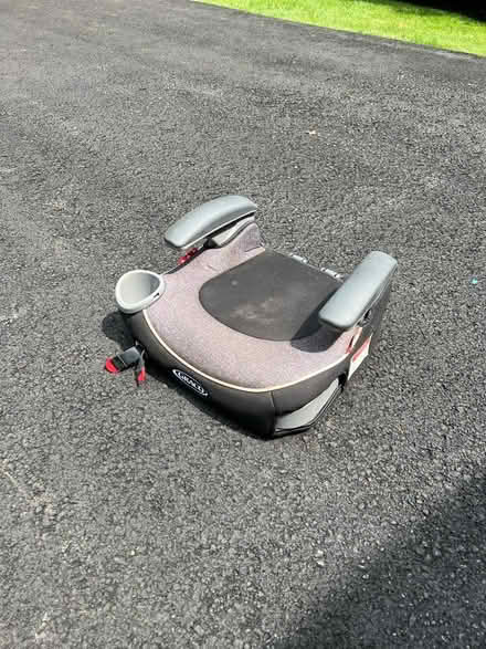 Photo of free Grace booster seat (Oakton) #1