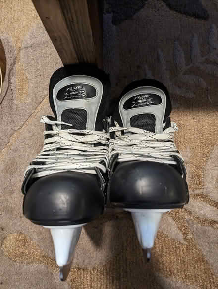 Photo of free Senior Flite Hockey Skates Size 13 (92 X 101) #3