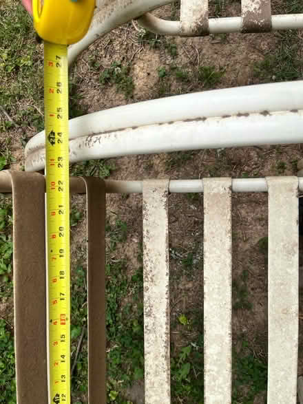 Photo of free Pool/backyard chairs (Silver Spring) #1