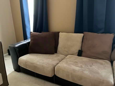 Photo of free Sectional with ottoman (Oakwood) #2