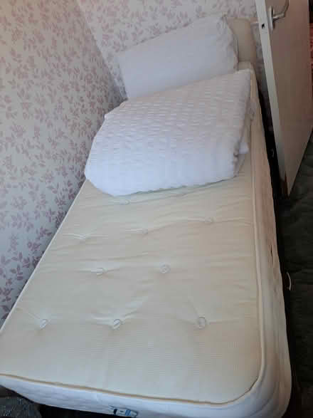 Photo of free Single bed base and mattress (Ellesmere Port CH66) #2