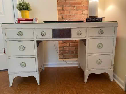 Photo of free Vintage writing desk (La Grange) #1