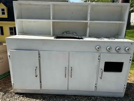 Photo of free Kid’s Pretend kitchen (North Wheaton) #1