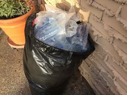 Photo of free pet bed, styrofoam,bubble wrap ++ (Above downtown) #1