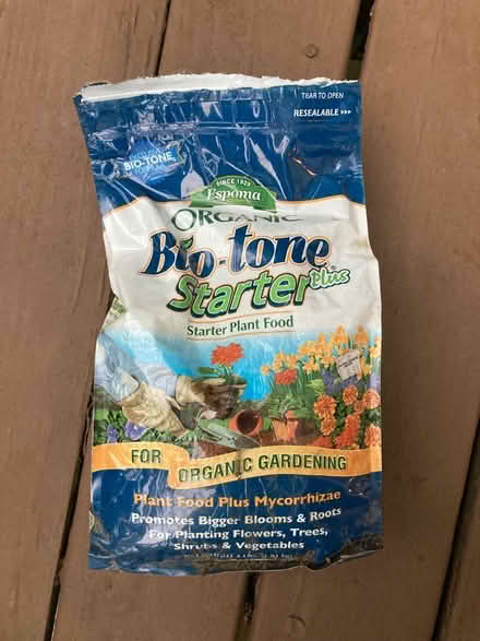 Photo of free Organic starter plant food (Stowe) #1