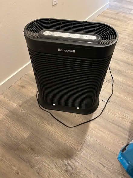 Photo of free Air Purifier w/ 2 New filters (92 X 101) #1
