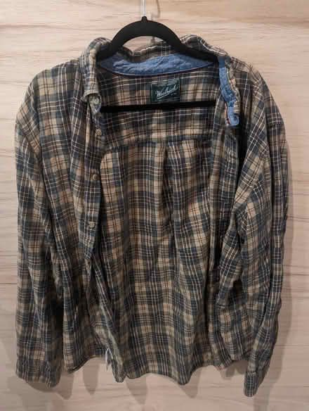 Photo of free Men's long sleeve button dows (Shell gas station, Hampton NJ) #1