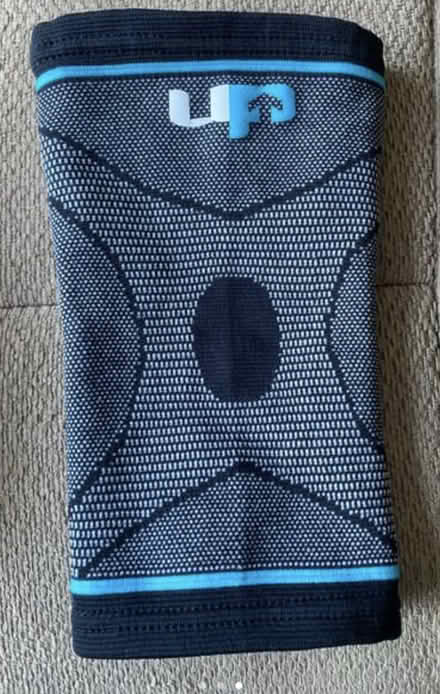 Photo of free Elastic Knee Support (Hala/Bowerham LA1) #3