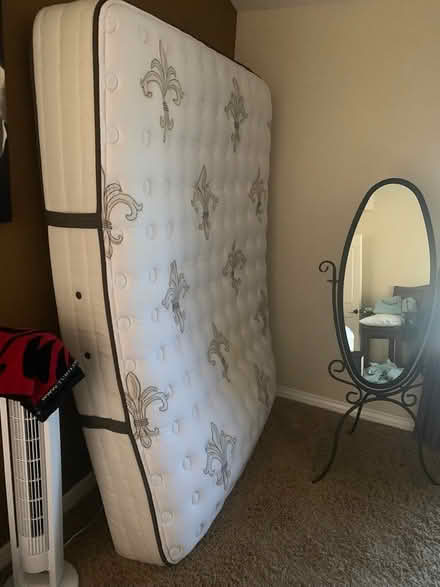 Photo of free Comfortable queen mattress (Northcentral Valley) #1