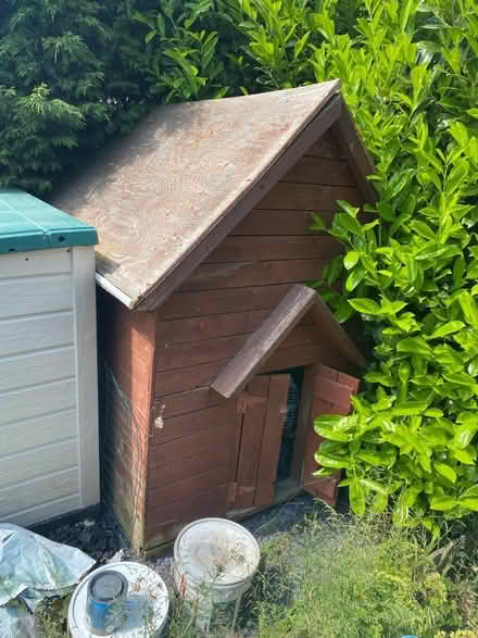 Photo of free Dog kennel (Shirecliffe) #1