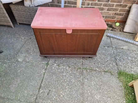 Photo of free Ottoman (Wickford) #1
