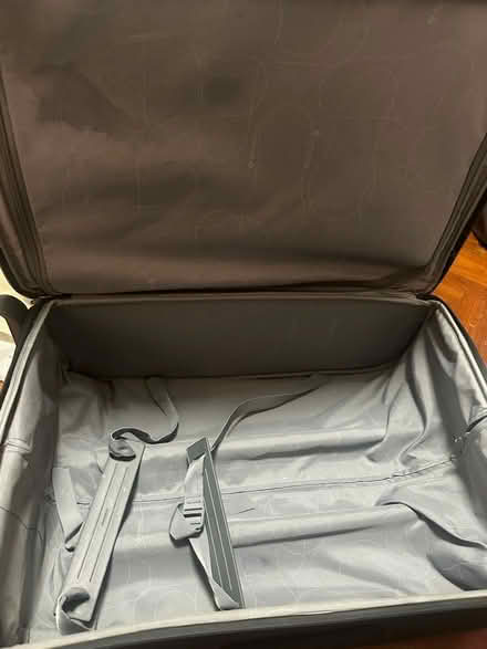 Photo of free Well Used Samsonite Flutter III (Whampoa Drive) #1