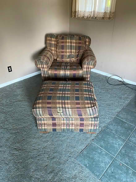 Photo of free Furniture (Marine City) #3