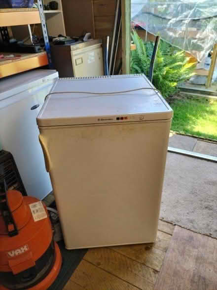 Photo of free Undercounter Freezer (Connahs Quay CH5) #2