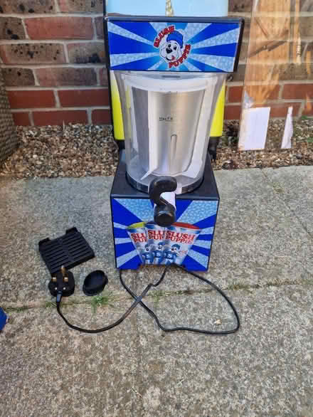 Photo of free Slush puppy machine (Wickford) #1