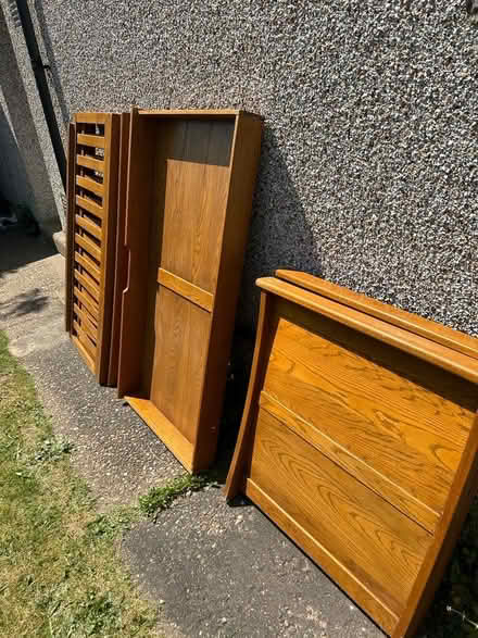 Photo of free Cot bed with drawer (Mansfield NG19) #3