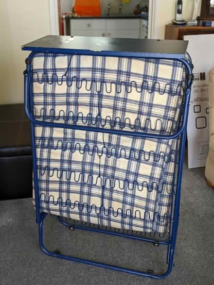 Photo of free Zed Bed (RG17 Hungerford) #1