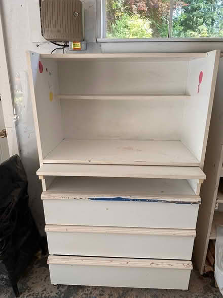 Photo of free Great white cabinet w 3 drawers (Port washington ny) #1