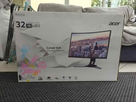 Photo of free Acer Curved Monitor ** spare parts only ** Screen is cracked (Rochford SS4) #1