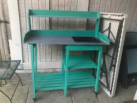 Photo of free Potting Bench (Oak Park near YMCA) #1