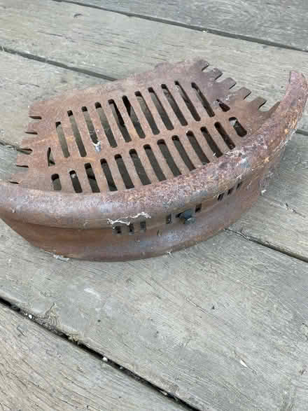 Photo of free Cast iron fire grate (Dorking RH4) #1