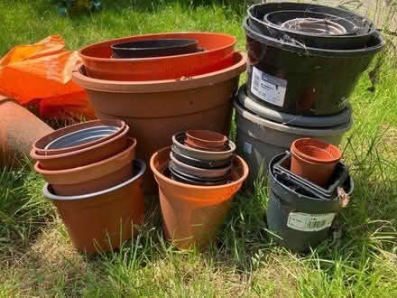 Photo of free Plastic plant pots - all sizes (TN35 Ore) #1