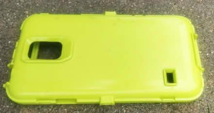 Photo of free older Otter box (Watertown) #2