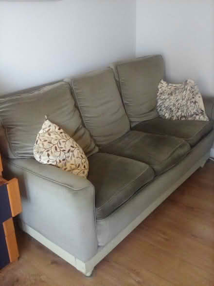 Photo of free Three piece suite (EX4 pennsylvania) #1