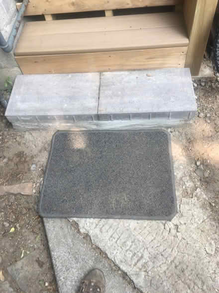 Photo of free outdoor mats (near ossington subway) #1