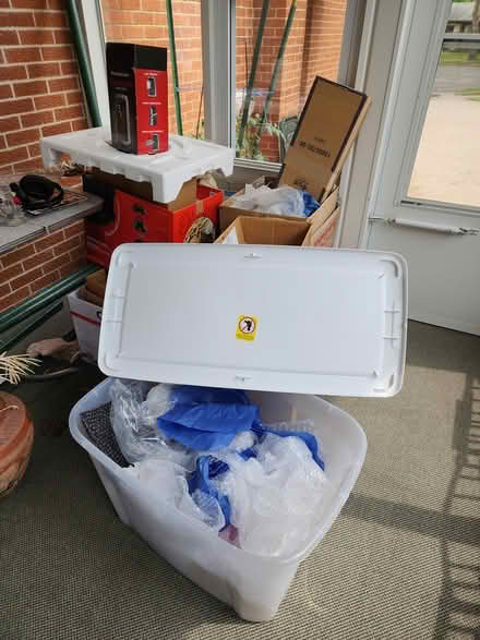 Photo of free Packing boxes & packaging (Marian Ct, Saline MI 48716) #1