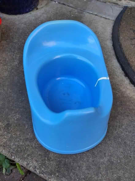 Photo of free Pottee (Cowcliffe HD2) #1
