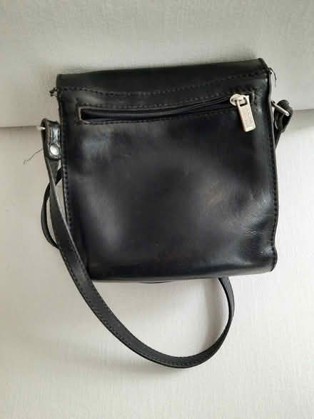 Photo of free Leather Crossbody purse (Hunt Club / McCarthy Rd.) #1