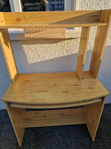 Photo of free computer table (Clondalkin D22) #1