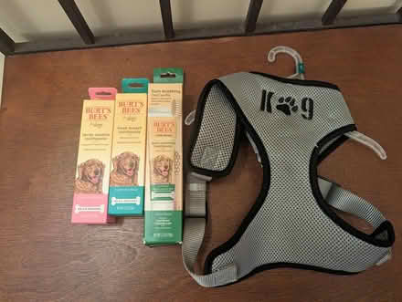 Photo of free Dog toothpaste and harness (exeter nh) #1