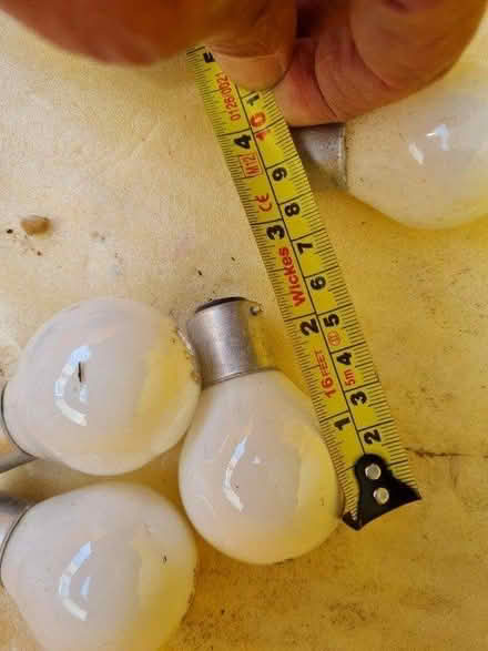 Photo of free 5 X bayonet bulb - golf (Burgess Hill) #1