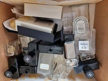 Photo of free Empty perfume bottles (GU51) #1
