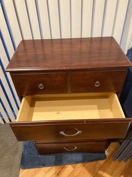 Photo of free 5 drawer dresser (Andersonville) #4