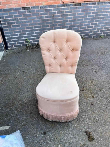 Photo of free Small chair (Annesley NG15) #1