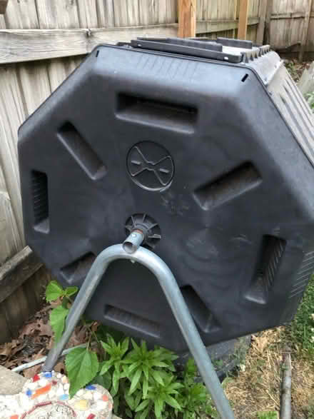 Photo of free Composter (Oak Lawn) #3