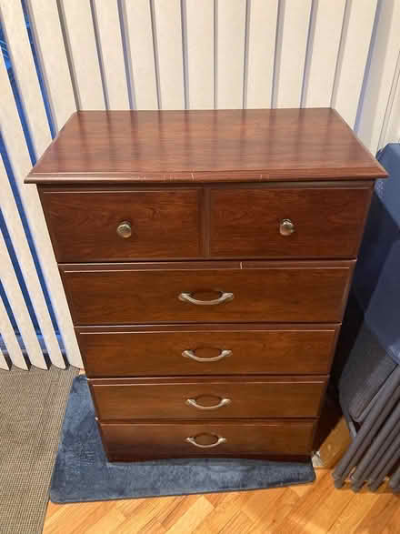 Photo of free 5 drawer dresser (Andersonville) #3