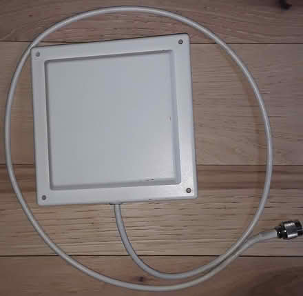 Photo of free Wireless Sector Antenna (Lincoln Park 20002) #1