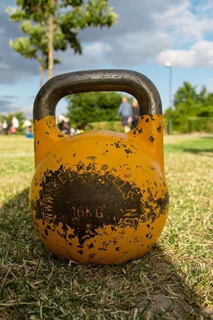 Photo of Light kettlebells (Jordanhill G13) #1